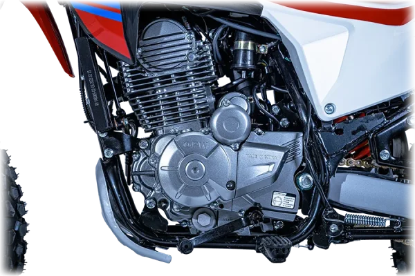 موتورسیکلت فلات XR 250 | نمای کلی انجین تک سیلندر 249 سی سی