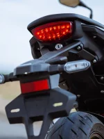 موتورسیکلت هوندا Honda CB 150R | نمایی از عقب موتور